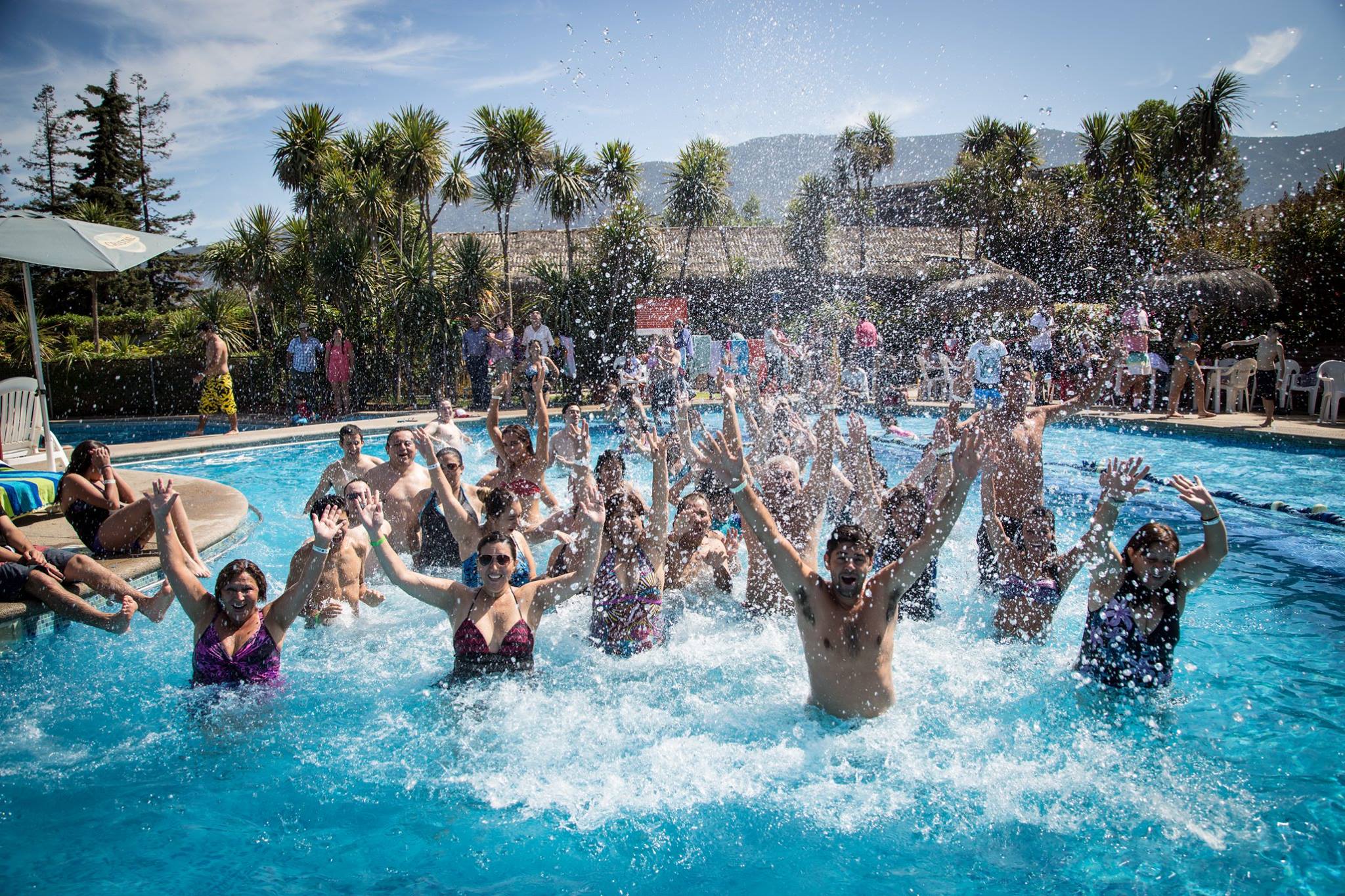 Paseo de empresa en entorno natural de día completo